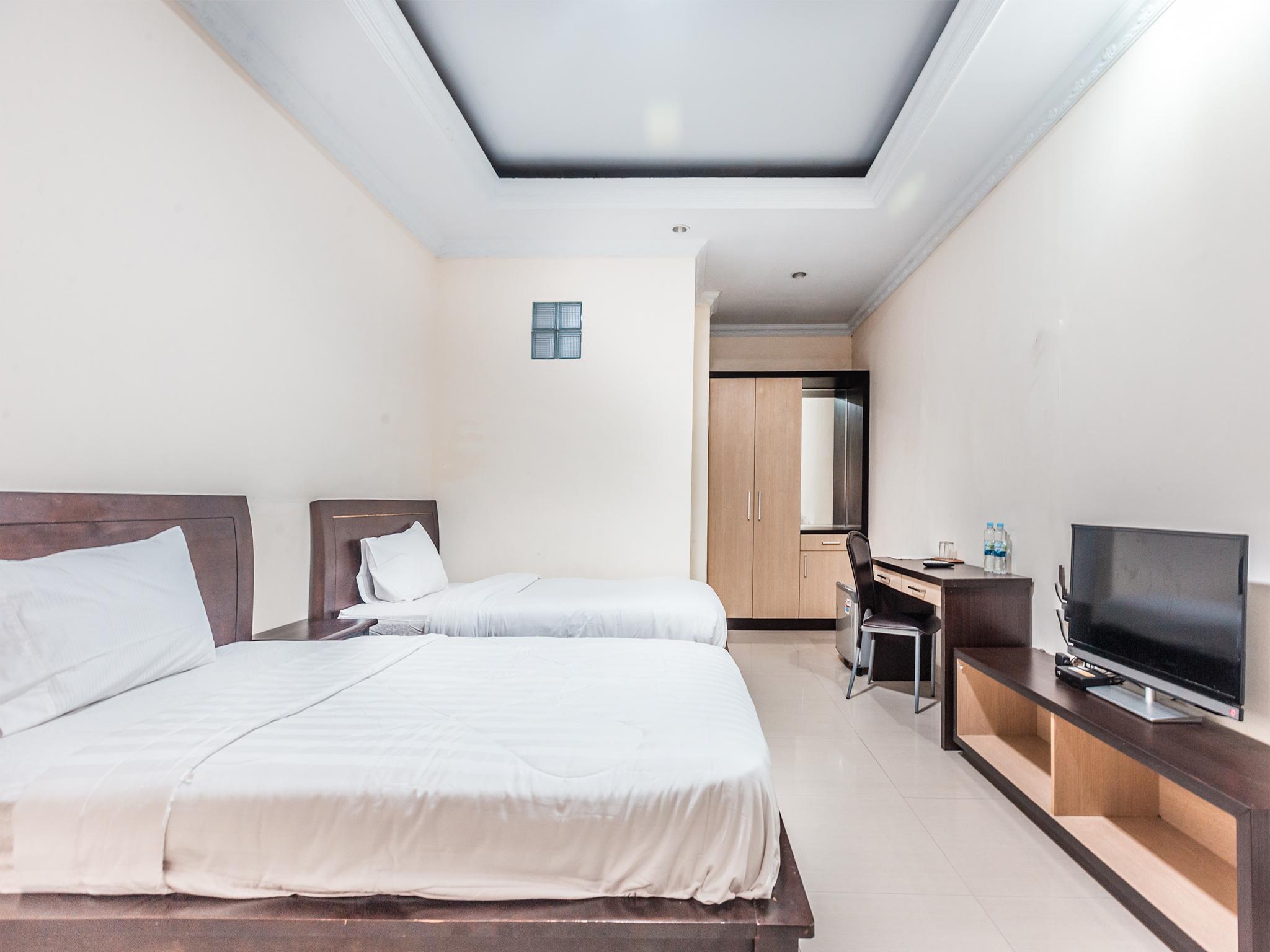 Oyo 1667 Wisma Lux Barkah Jakarta Luaran gambar