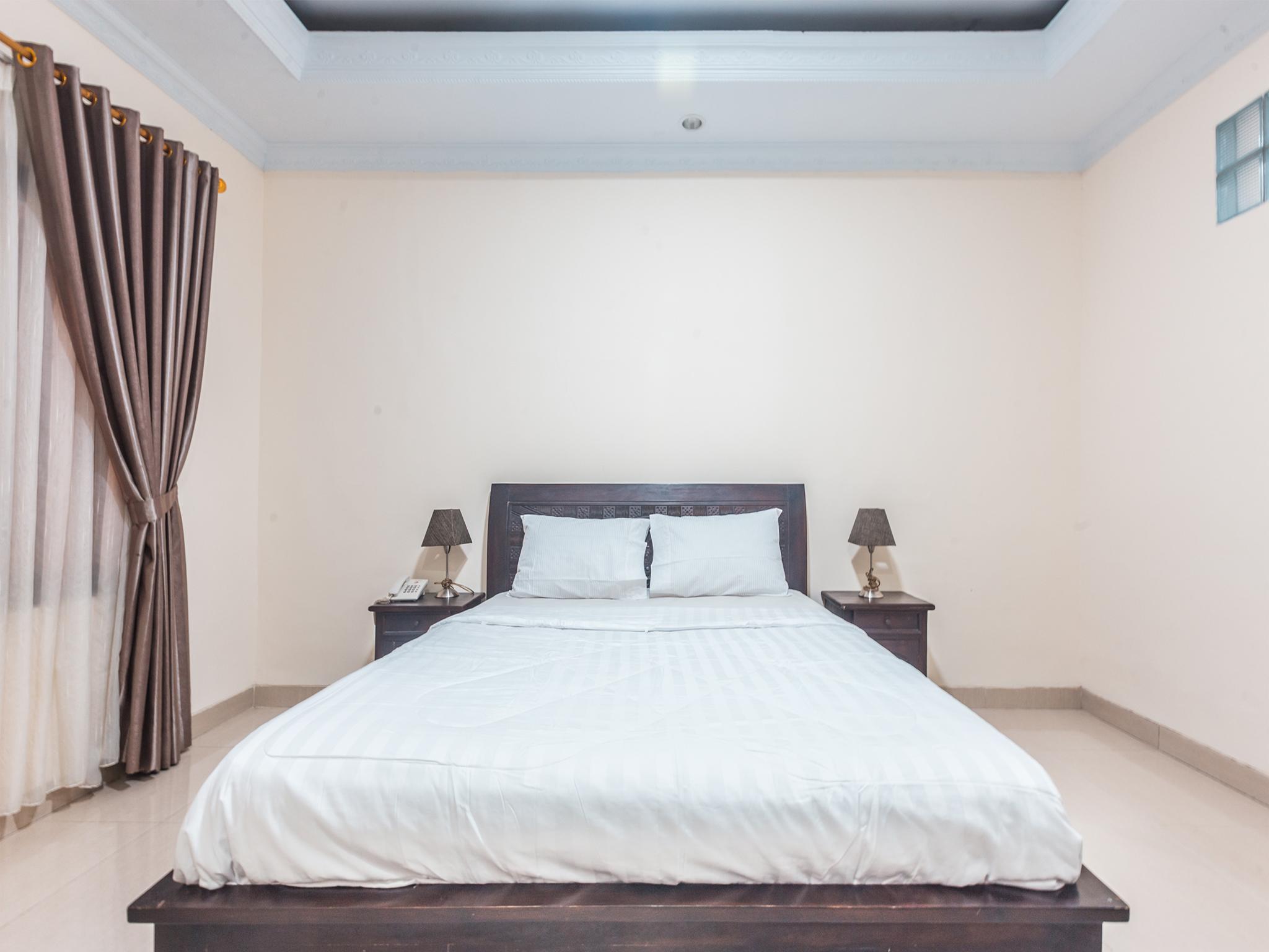 Oyo 1667 Wisma Lux Barkah Jakarta Luaran gambar