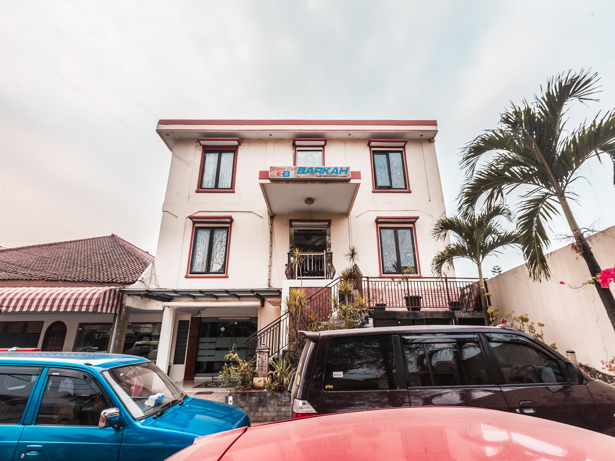Oyo 1667 Wisma Lux Barkah Jakarta Luaran gambar