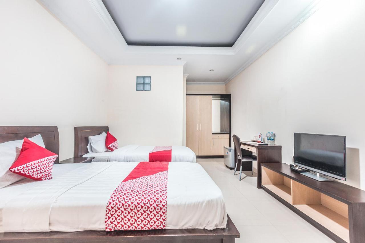 Oyo 1667 Wisma Lux Barkah Jakarta Luaran gambar